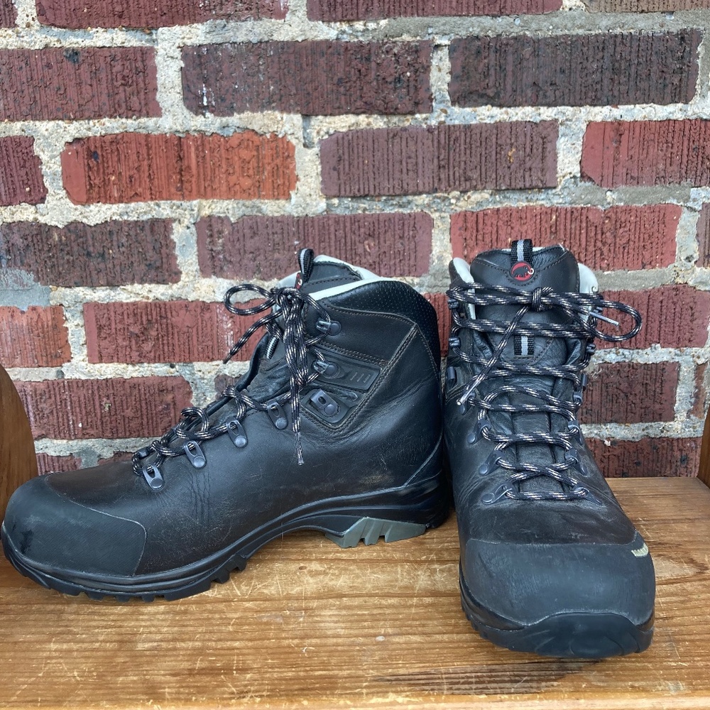 Like New Mammut Men’s Leather Hiking Boot